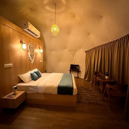 Hotel Wildglamps Athirappilly Extérieur photo